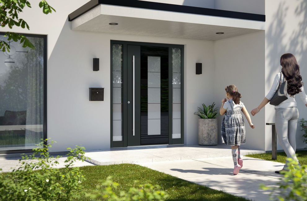 Najbolj priljubljena vhodna vrata Inotherm, še otroci jih imajo radi.