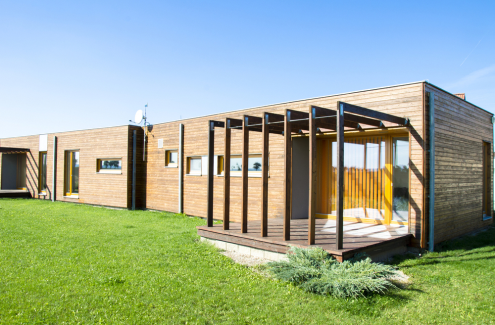 Ničenergijska lesena hiša.