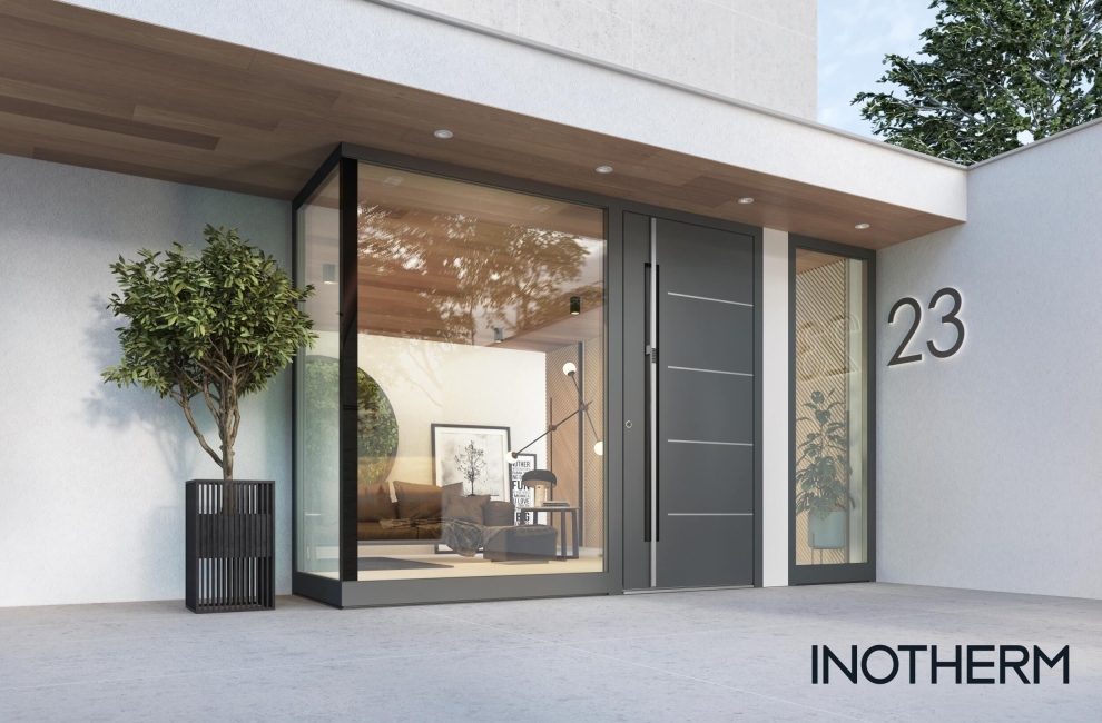 Moderna aluminijasta vhodna vrata z obsvetlobo.