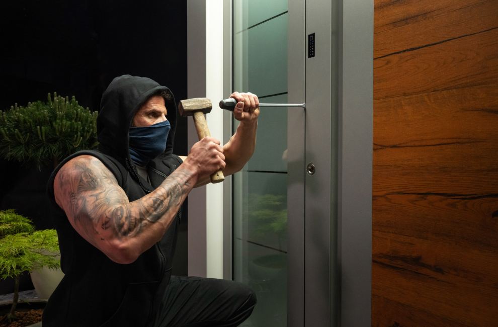 vlomilec neuspešno vlamlja