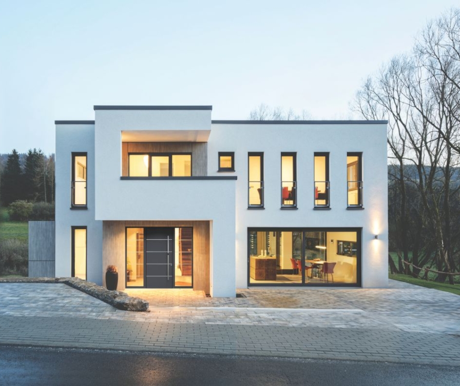 Hiša z usklajenimi okni in vhodnimi vrati